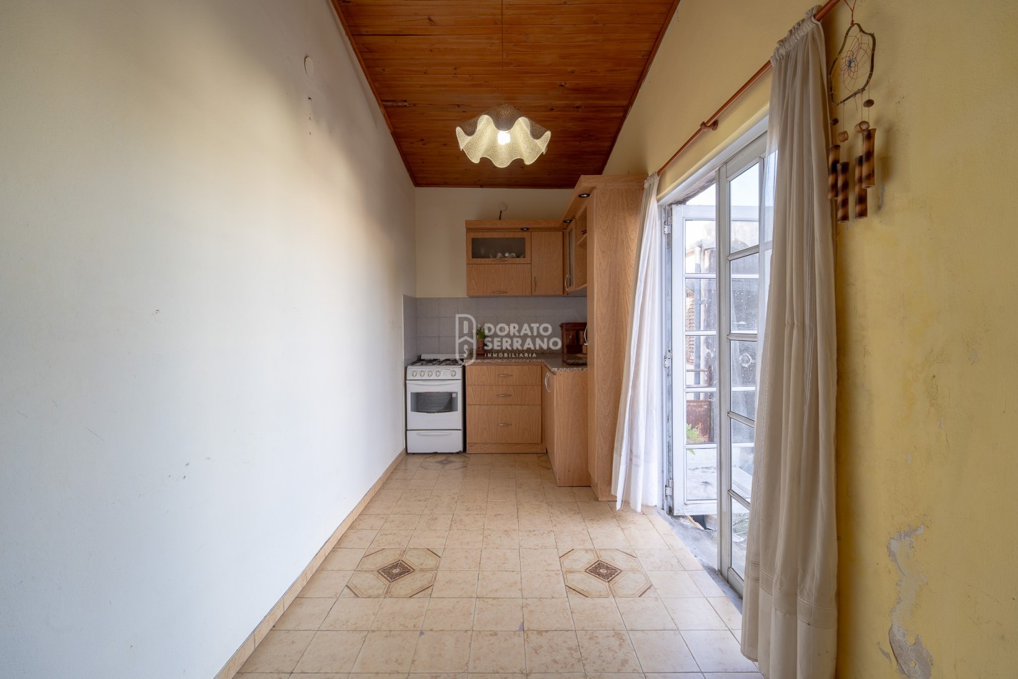3X1 / CASA - DEPTO - LOCAL -  PASOS DE LA PLAZA CENTRAL!