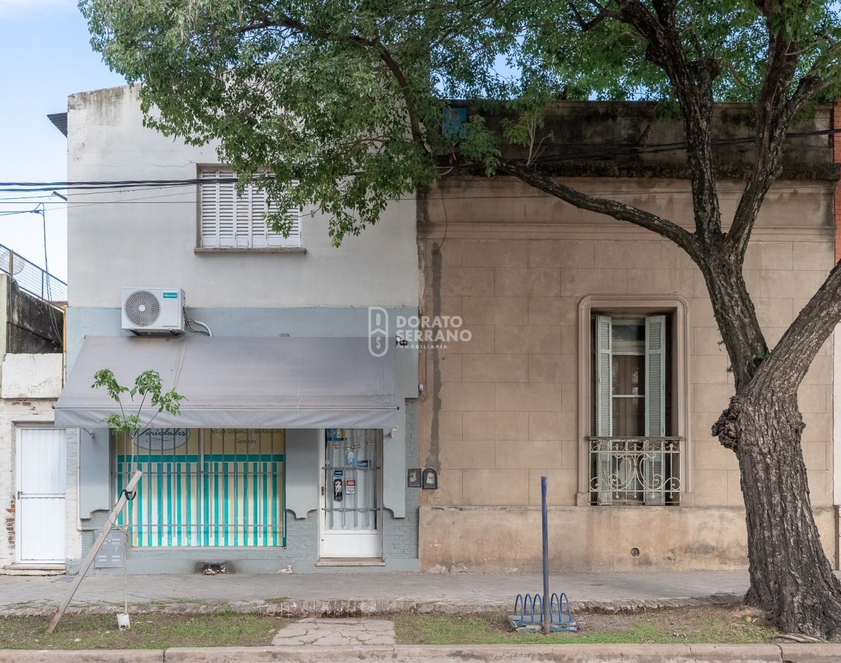 3X1 / CASA - DEPTO - LOCAL -  PASOS DE LA PLAZA CENTRAL!