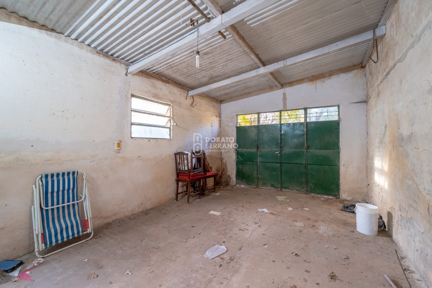 CASA A RECICLAR + LOTE PASANTE! 2 FRENTES!