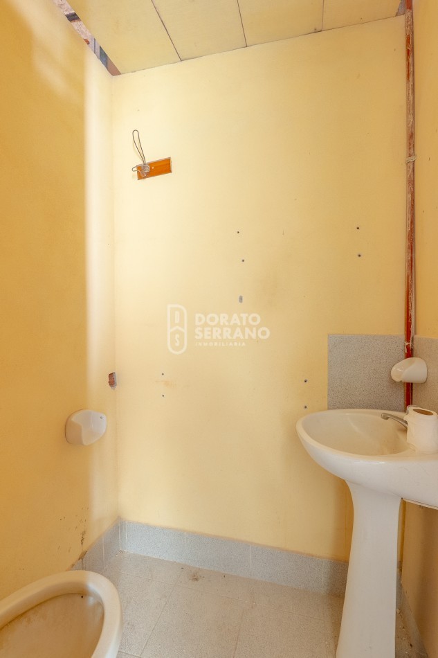 LOCAL + CASA EN PLENO MICRO-CENTRO! 