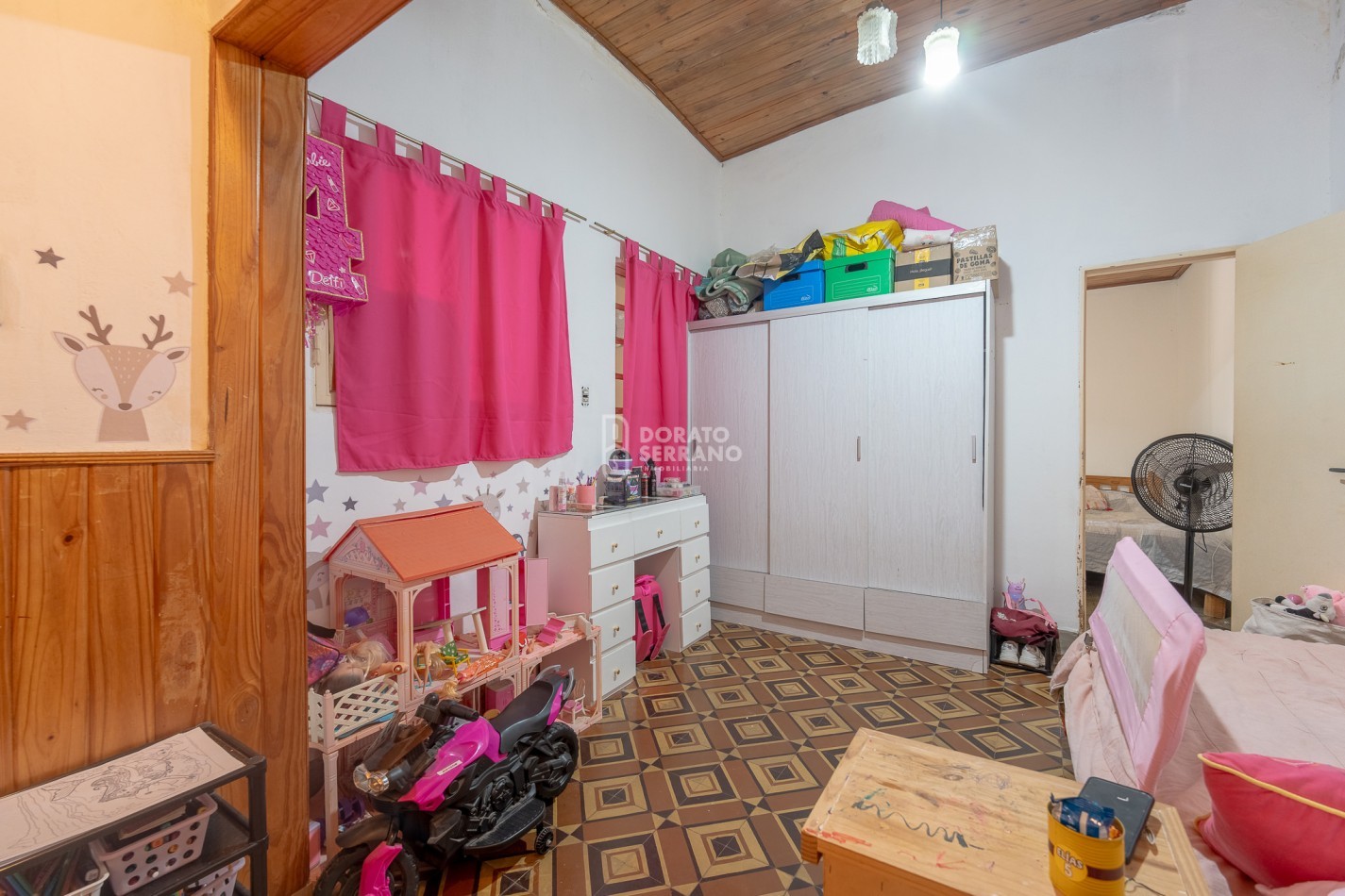 CASA TIPO + TODOS LOS SERVICIOS! Buena ubicacion & Estado Operativo.