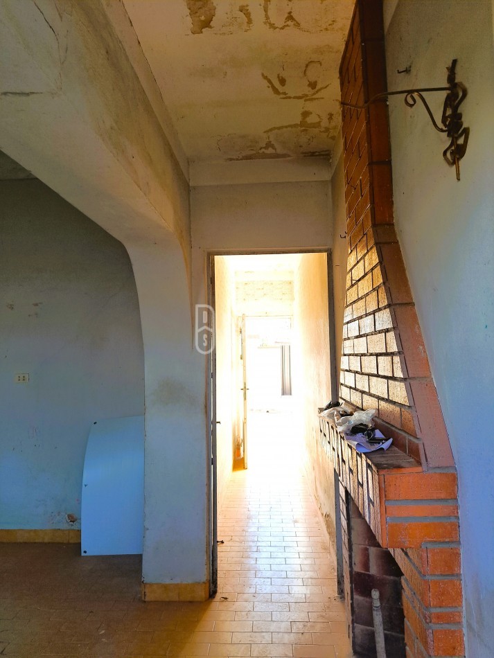 LOTE IDEAL + CASA A RECICLAR / EN PLENO BARRIO PROGRESO!