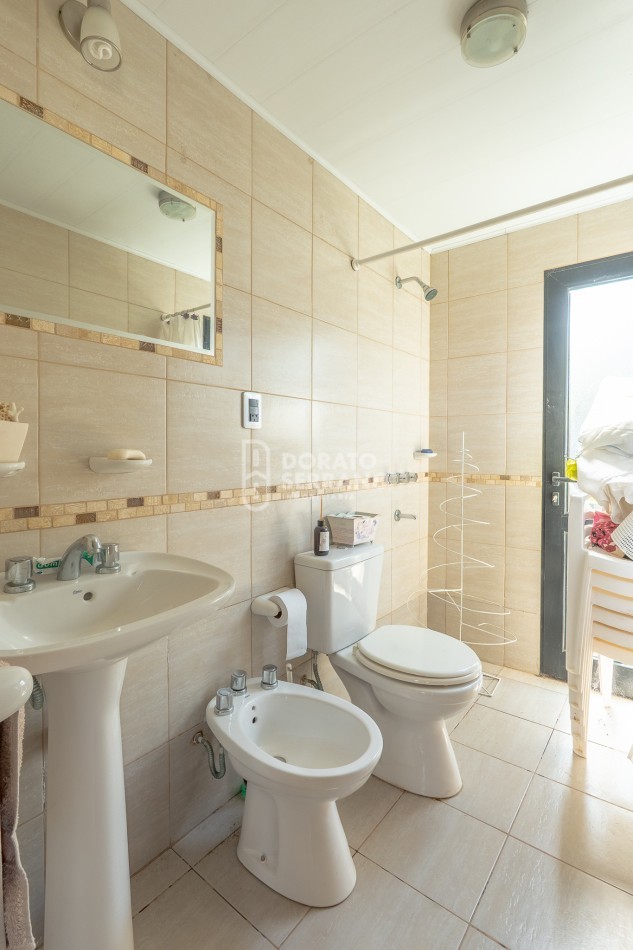 ESTILO & AMENITIES + LOTE XL / EXTRAORDINARIO! 