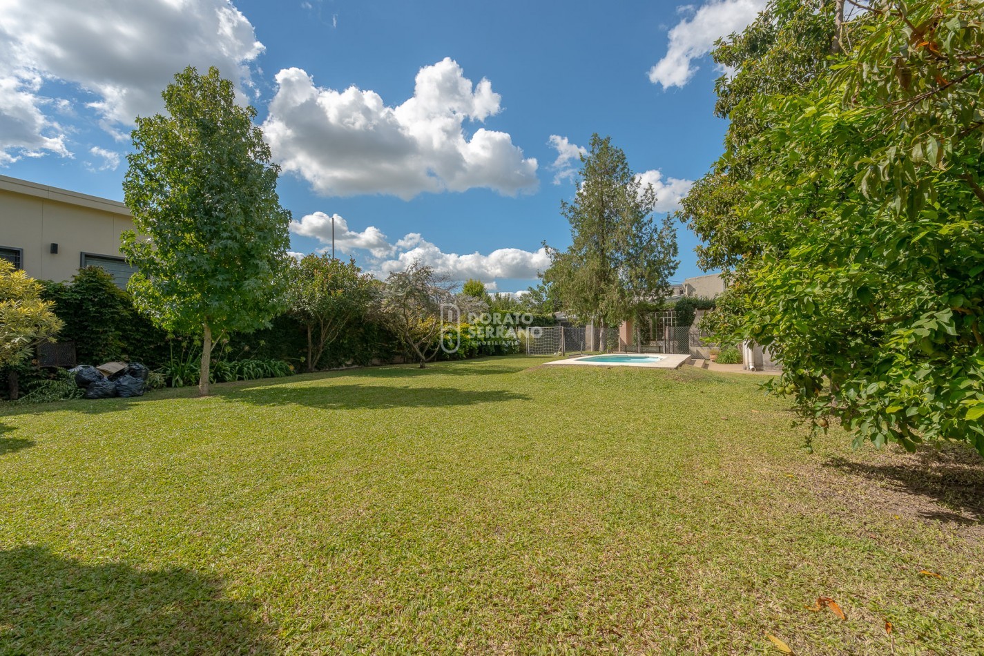 MAGNIFICA & VERSATIL / CANTIDAD + CALIDAD.