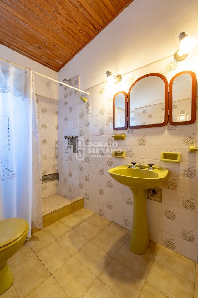 3X1 / CASA - DEPTO - LOCAL -  PASOS DE LA PLAZA CENTRAL!