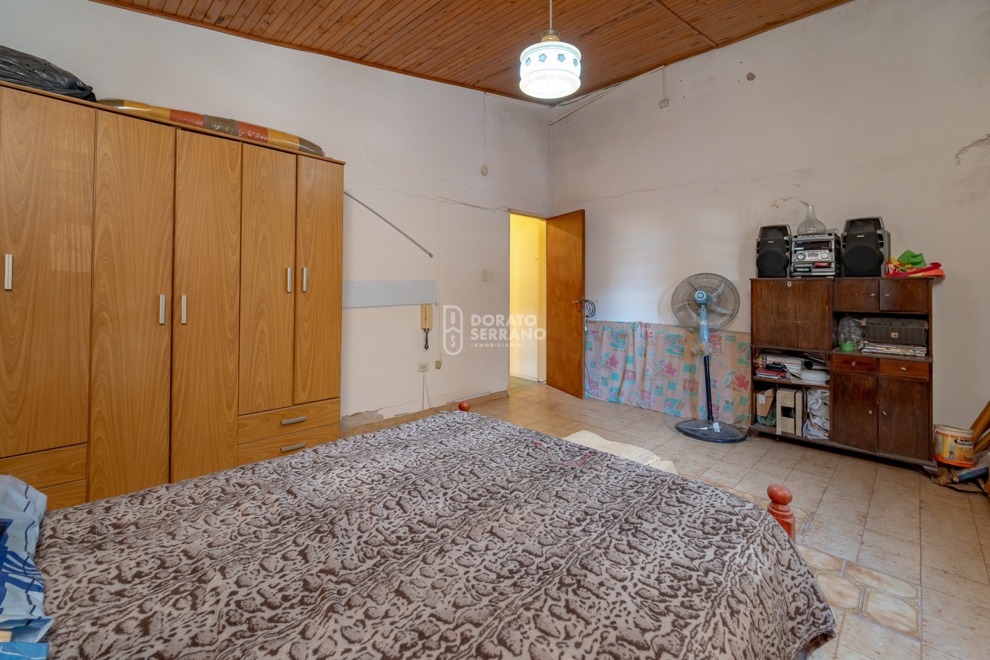 3X1 / CASA - DEPTO - LOCAL -  PASOS DE LA PLAZA CENTRAL!