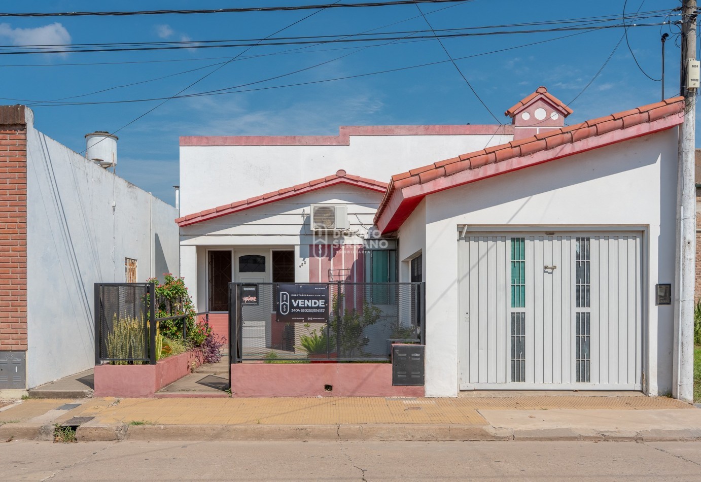OPERATIVA! A MTS. DE AVENIDA! TODOS LOS SERVICIOS.