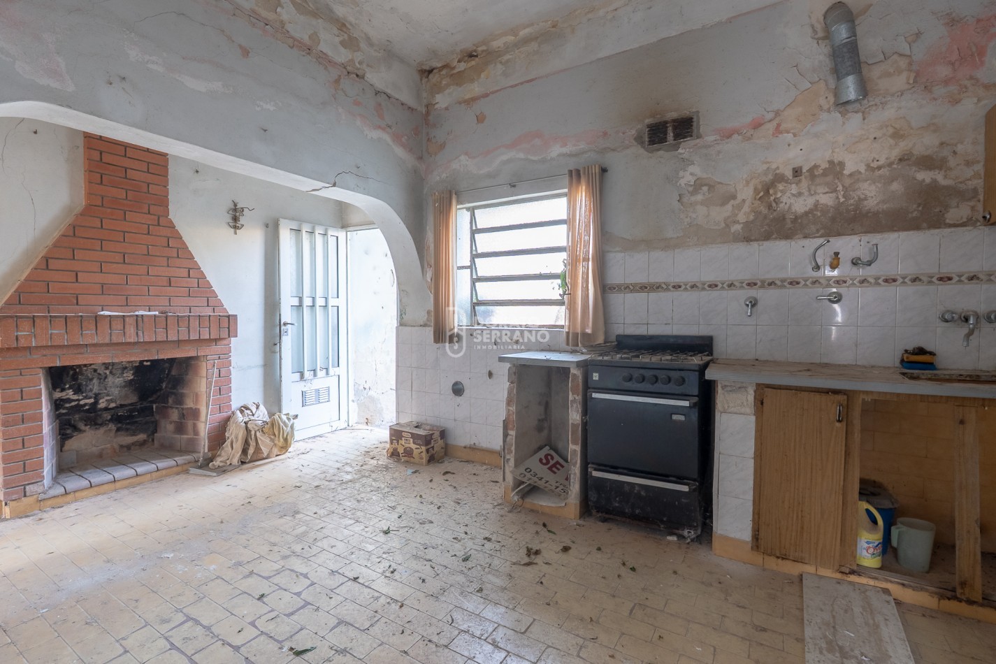 LOTE IDEAL + CASA A RECICLAR / EN PLENO BARRIO PROGRESO!