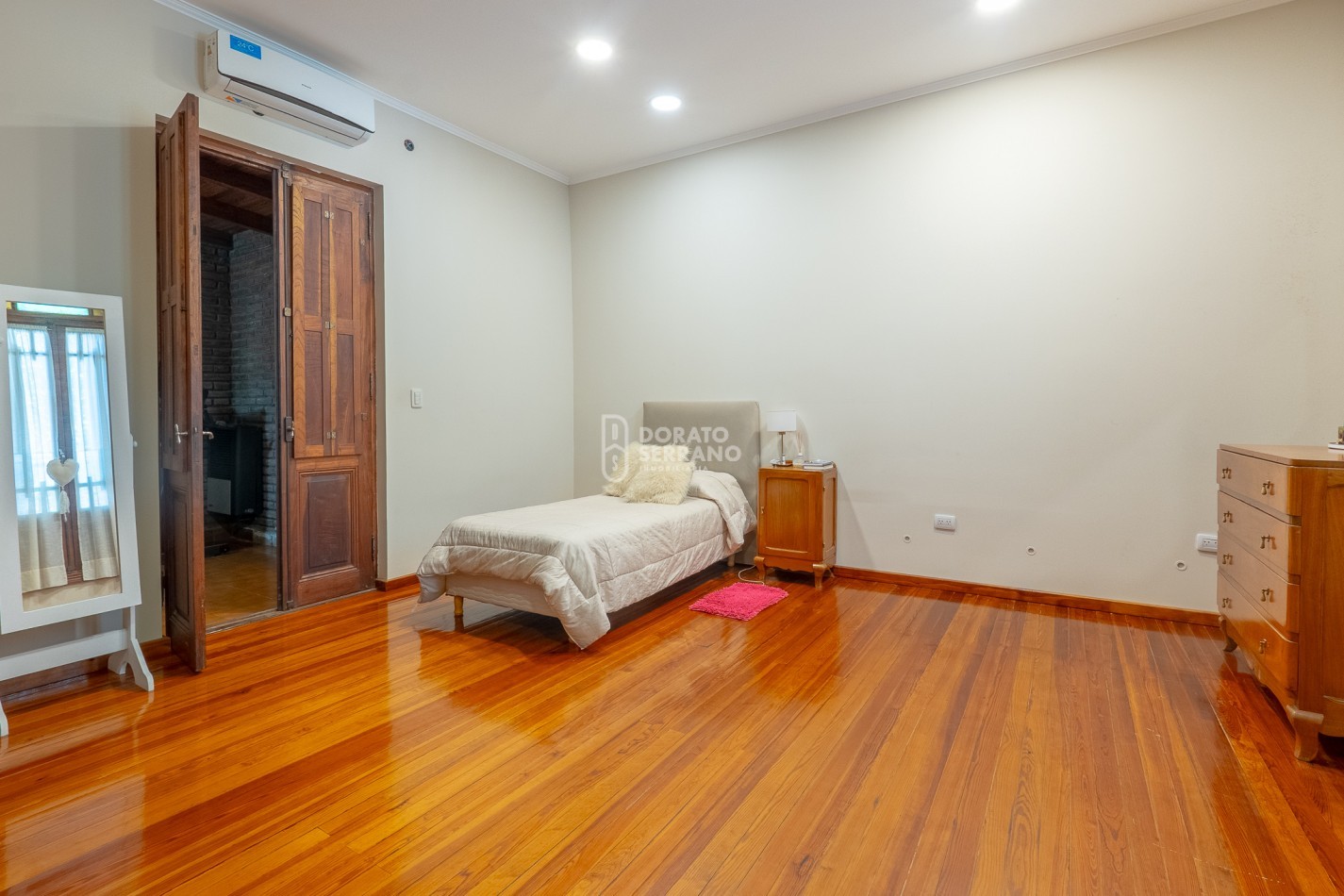 ESTILO & AMENITIES + LOTE XL / EXTRAORDINARIO! 