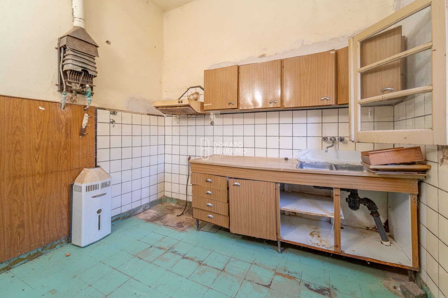 CASA A RECICLAR + LOTE PASANTE! 2 FRENTES!
