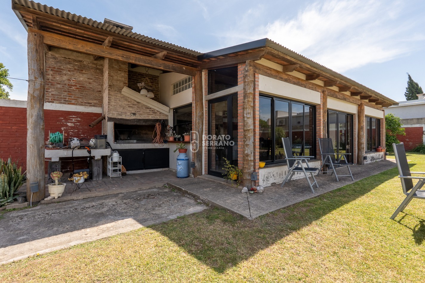 ESTILO & AMENITIES + LOTE XL / EXTRAORDINARIO! 