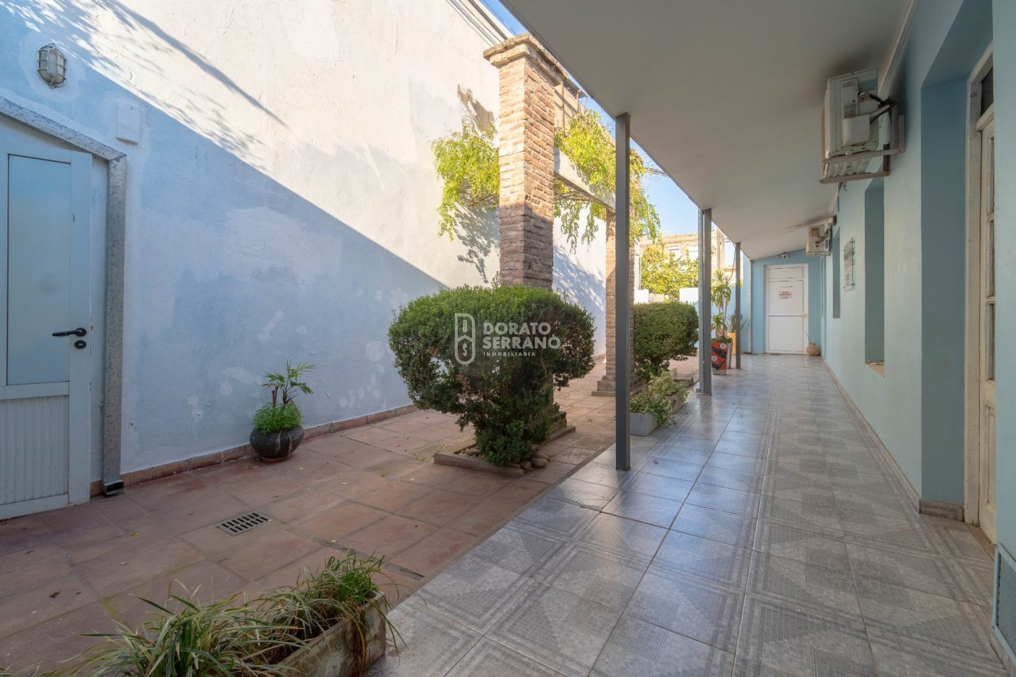 LOCAL + OFICINAS + LOTE 10X50 / MICROCENTRO!