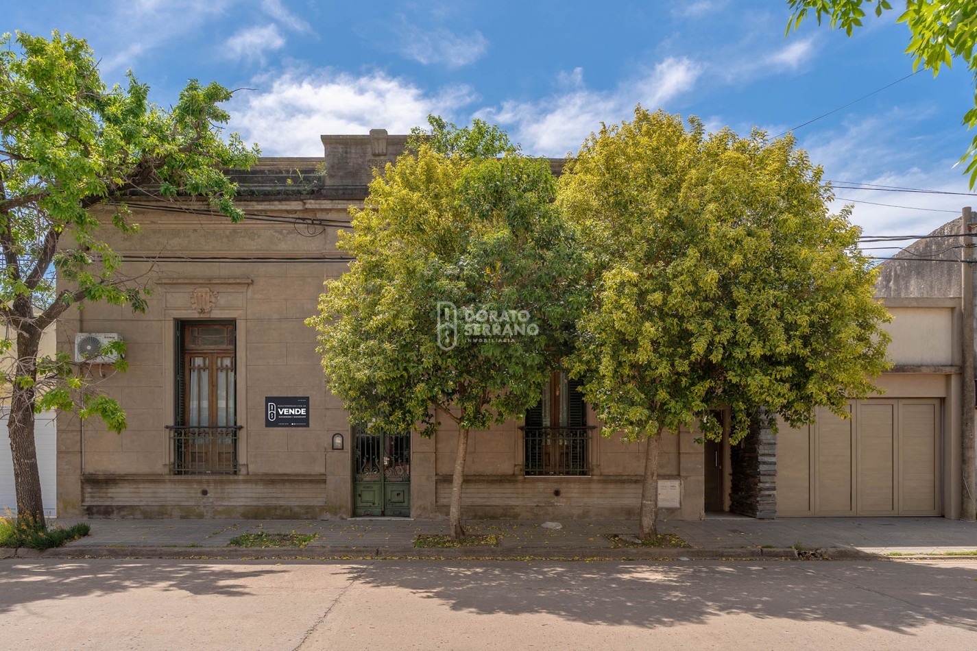 ESTILO & AMENITIES + LOTE XL / EXTRAORDINARIO! 