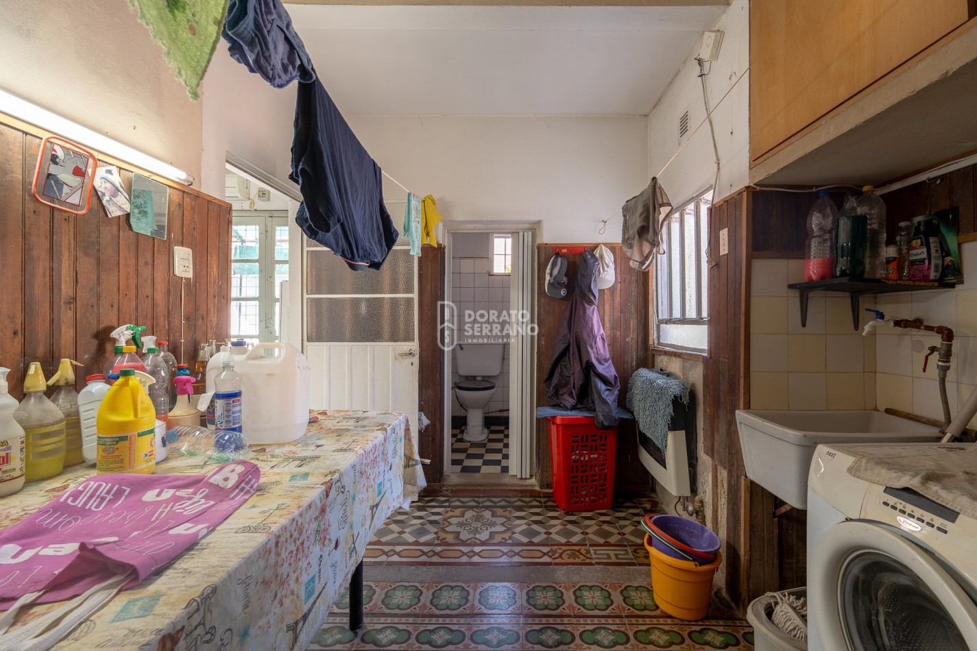 OPERATIVA! A MTS. DE AVENIDA! TODOS LOS SERVICIOS.