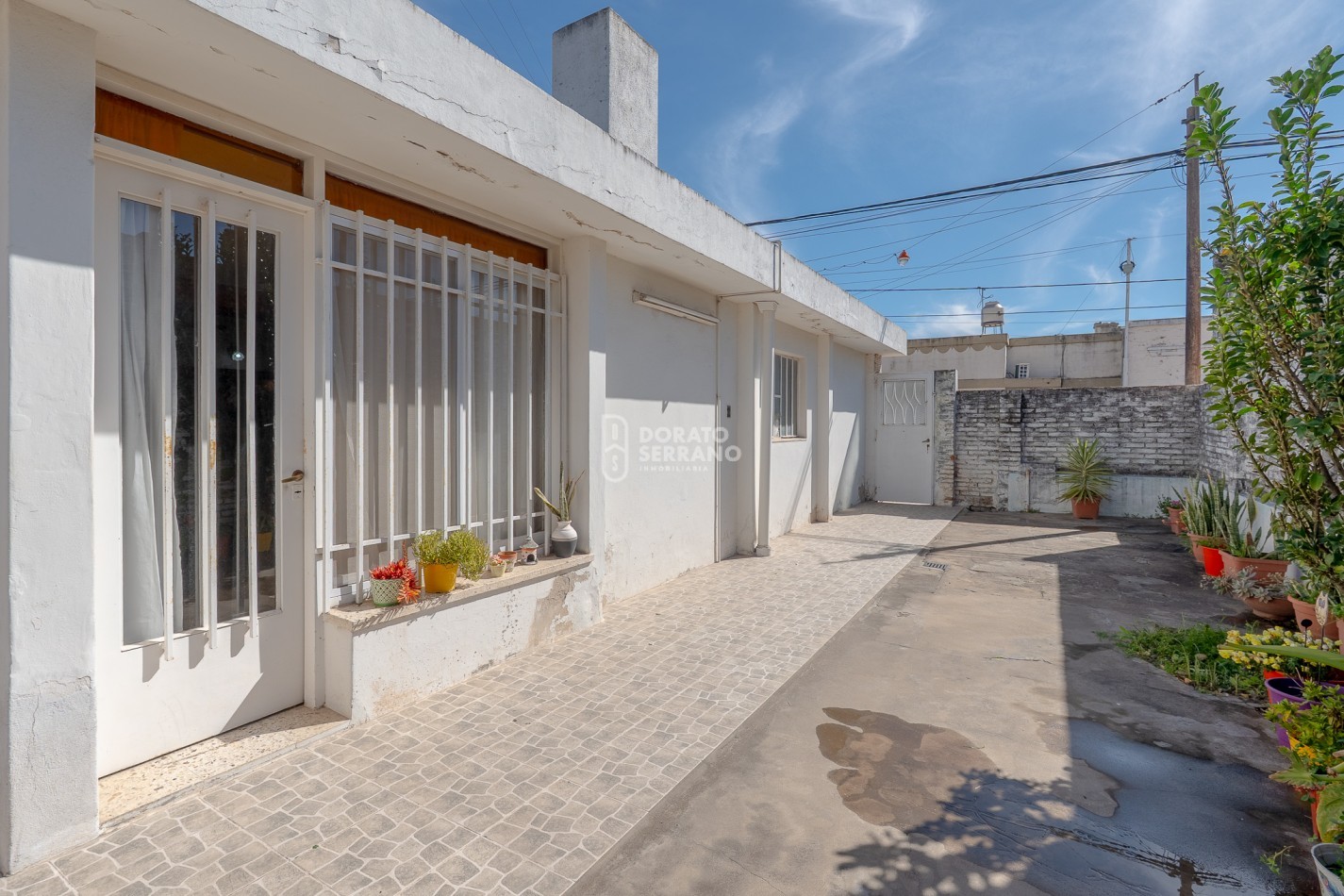 CASA - BUEN ESTADO & TODOS LOS SERVICIOS - 
