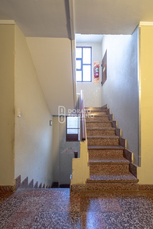 3 DORMITORIOS + PATIO EXCLUSIVO! MICROCENTRO!
