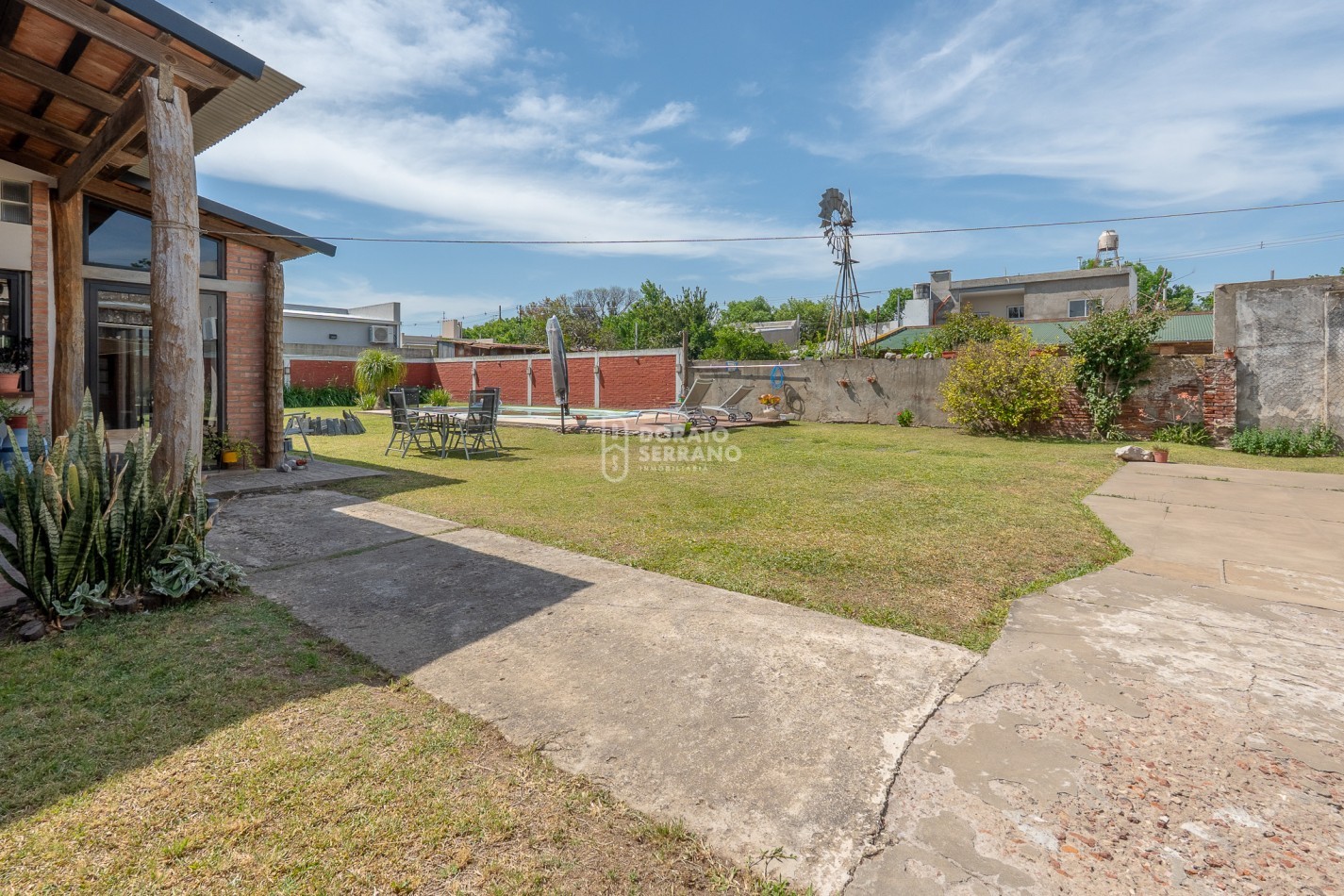 ESTILO & AMENITIES + LOTE XL / EXTRAORDINARIO! 