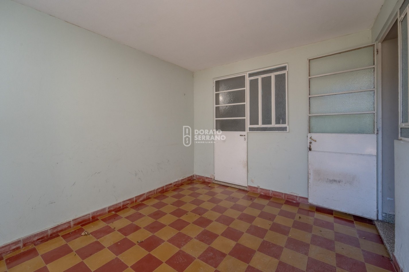 SOBRIA & ELEGANTE & RESIDENCIAL