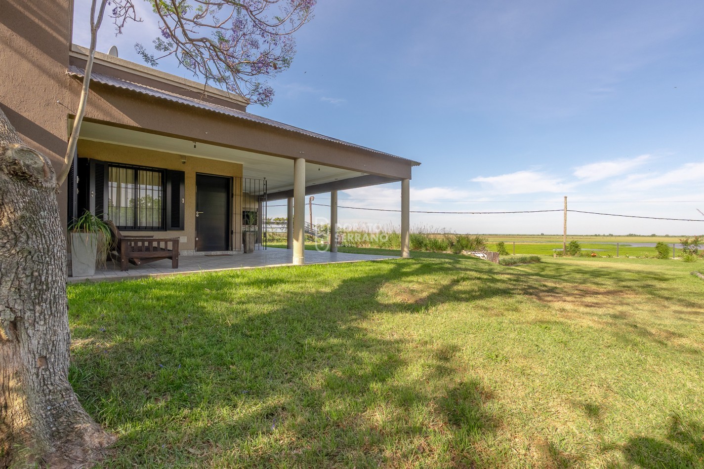 EXTRAORDINARIA! BARRIO GALVEZ - LAGUNA DE LOTTO.