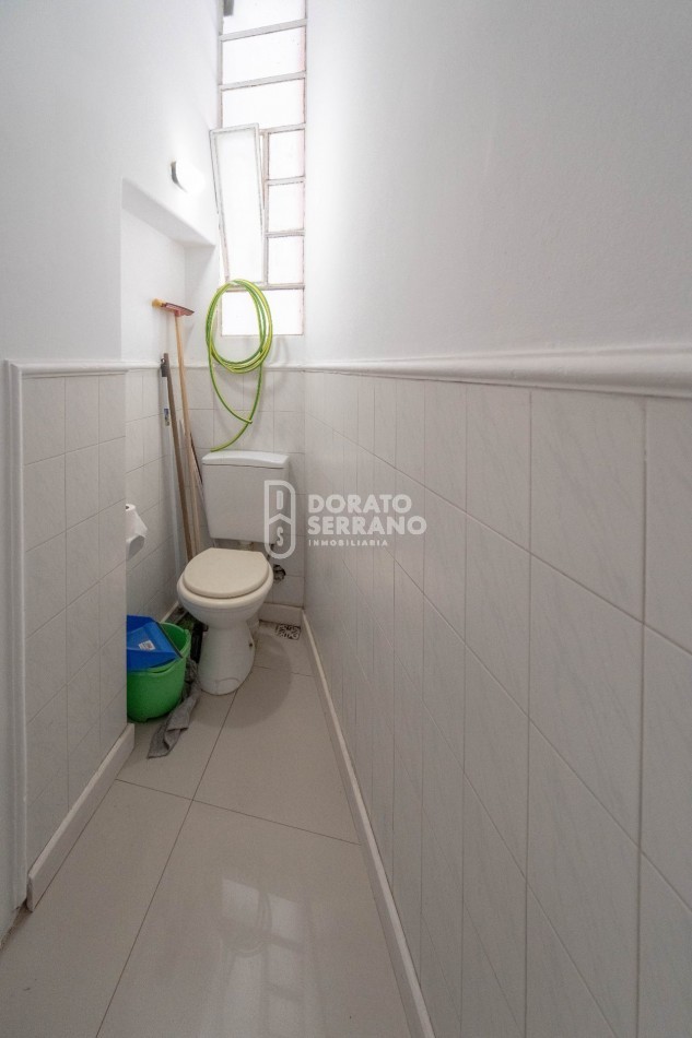 LOCAL + OFICINAS + LOTE 10X50 / MICROCENTRO!