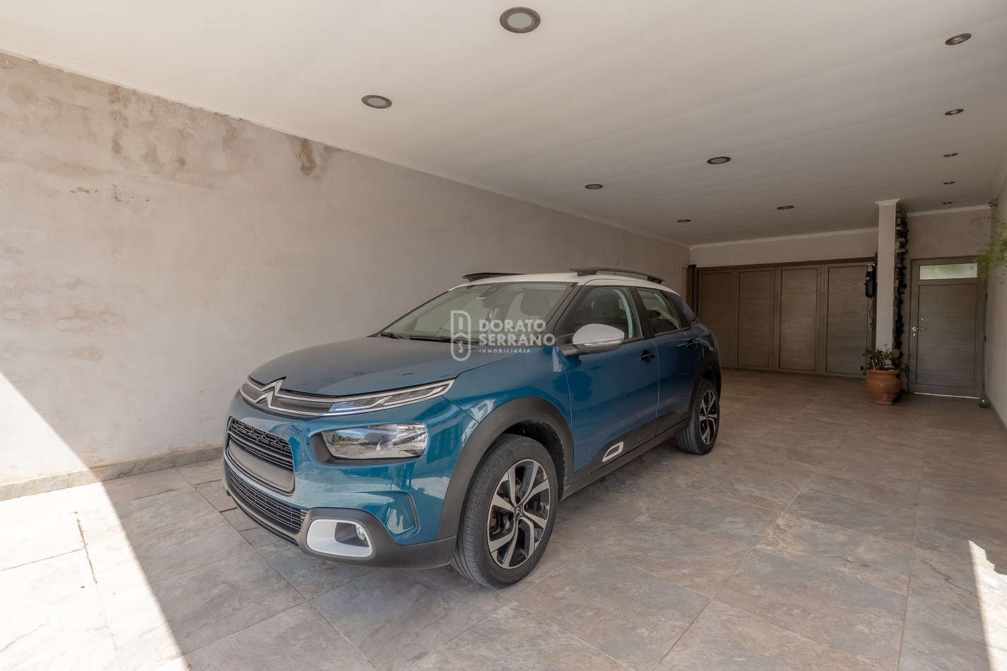 ESTILO & AMENITIES + LOTE XL / EXTRAORDINARIO! 