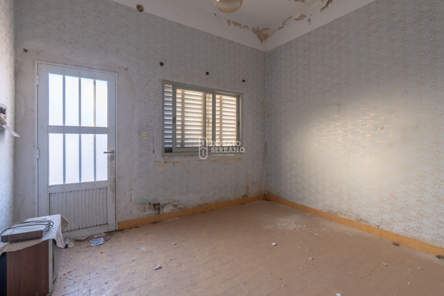 LOTE IDEAL + CASA A RECICLAR / EN PLENO BARRIO PROGRESO!