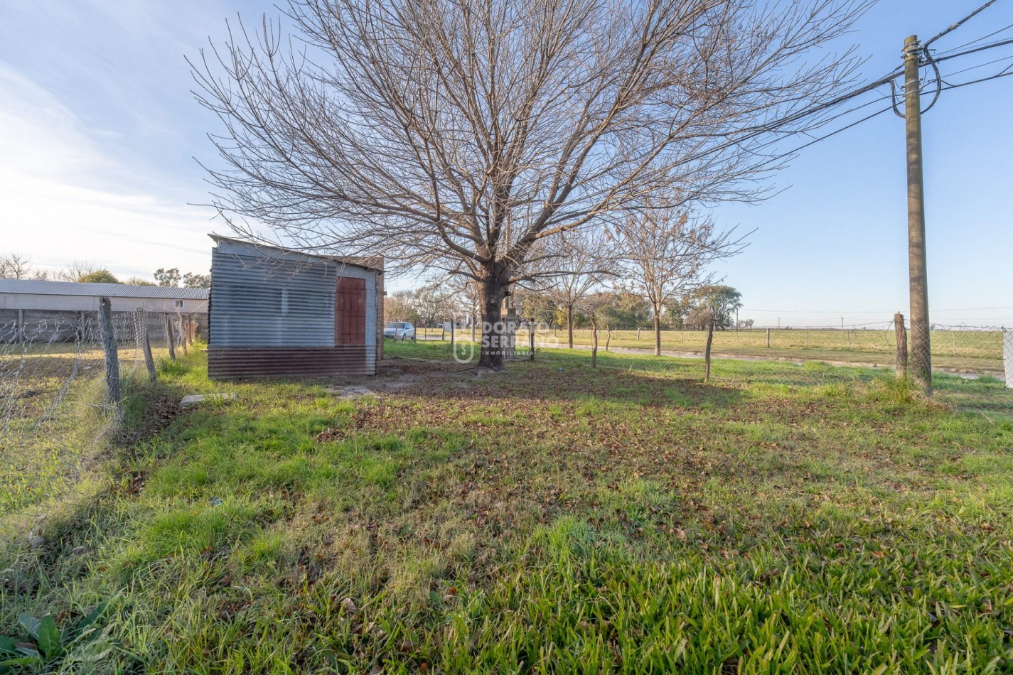LOTE EN ESQUINA + CASA A TERMINAR! - AREA RESIDENCIAL!