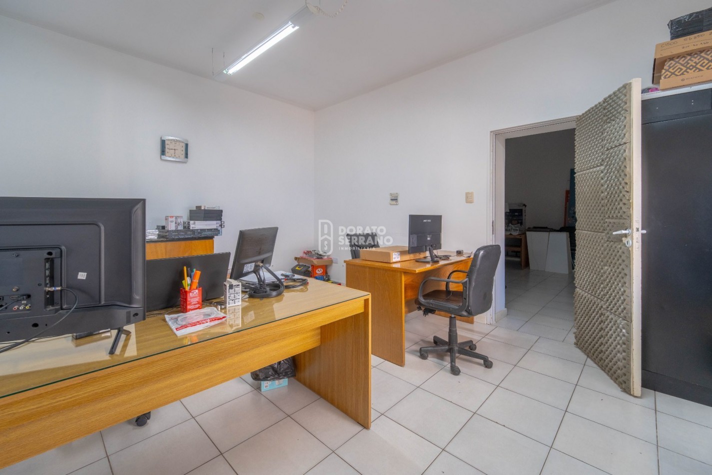 LOCAL + OFICINAS + LOTE 10X50 / MICROCENTRO!
