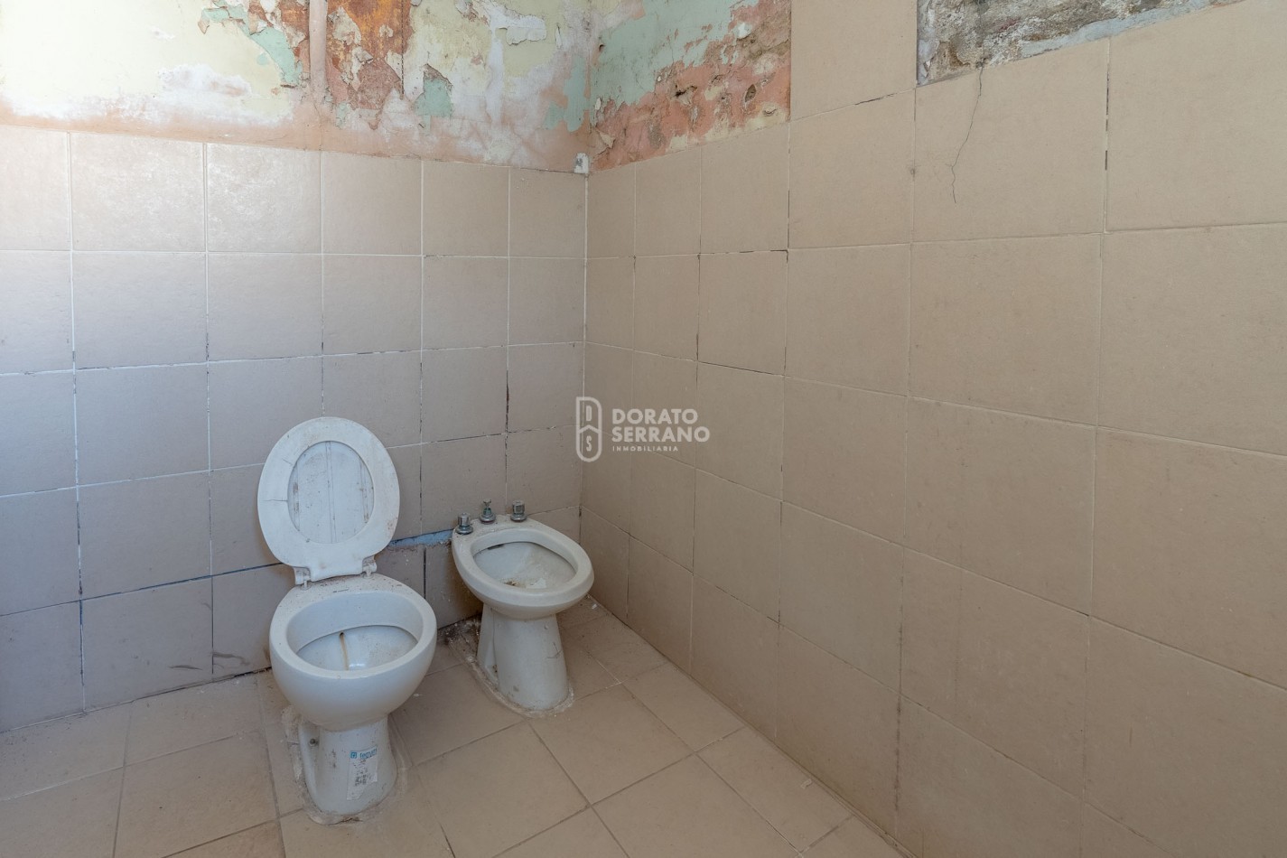 LOTE + CASA A DEMOLER O RECICLAR