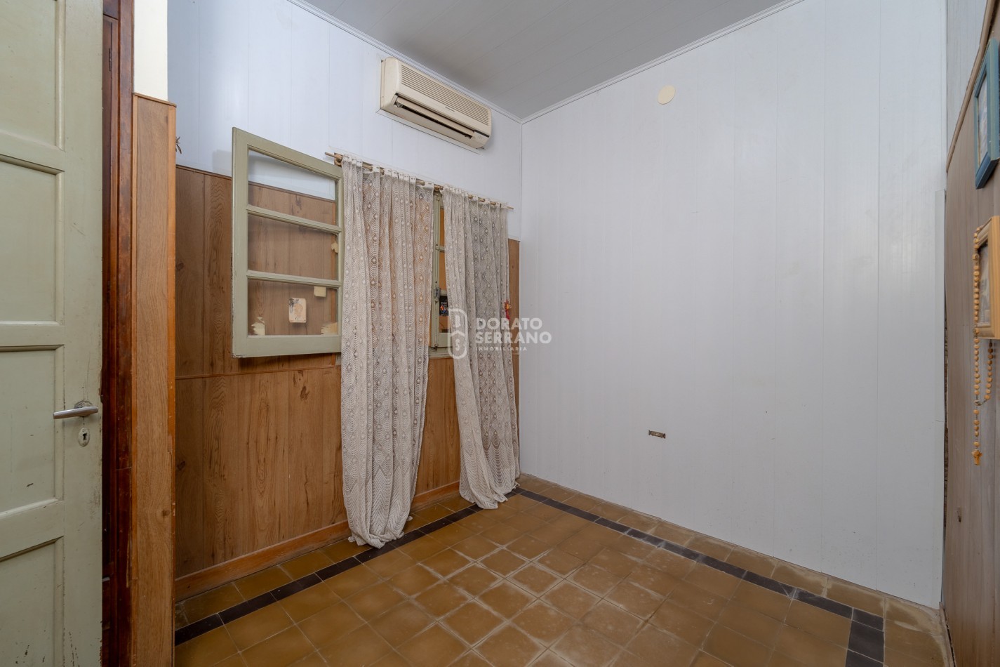 3X1 / CASA - DEPTO - LOCAL -  PASOS DE LA PLAZA CENTRAL!