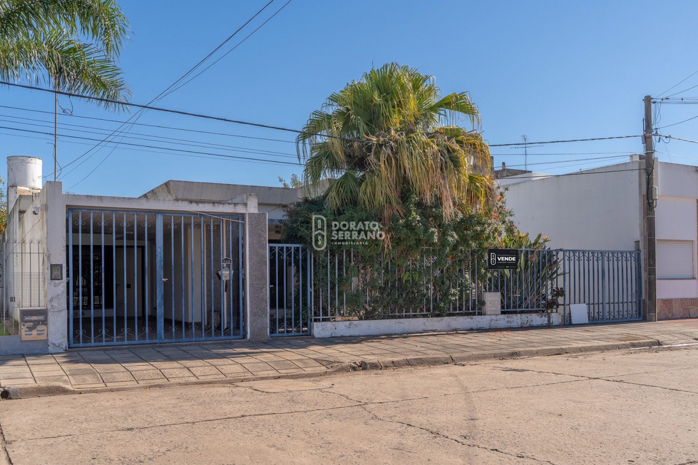 SOBRIA & ELEGANTE & RESIDENCIAL