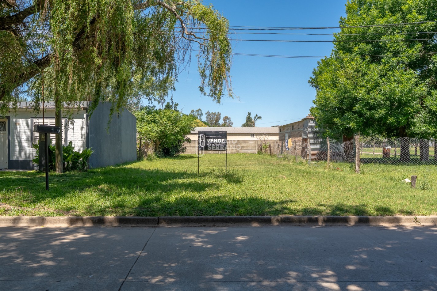 LOTE 10 X 30 - ZONA RESIDENCIAL