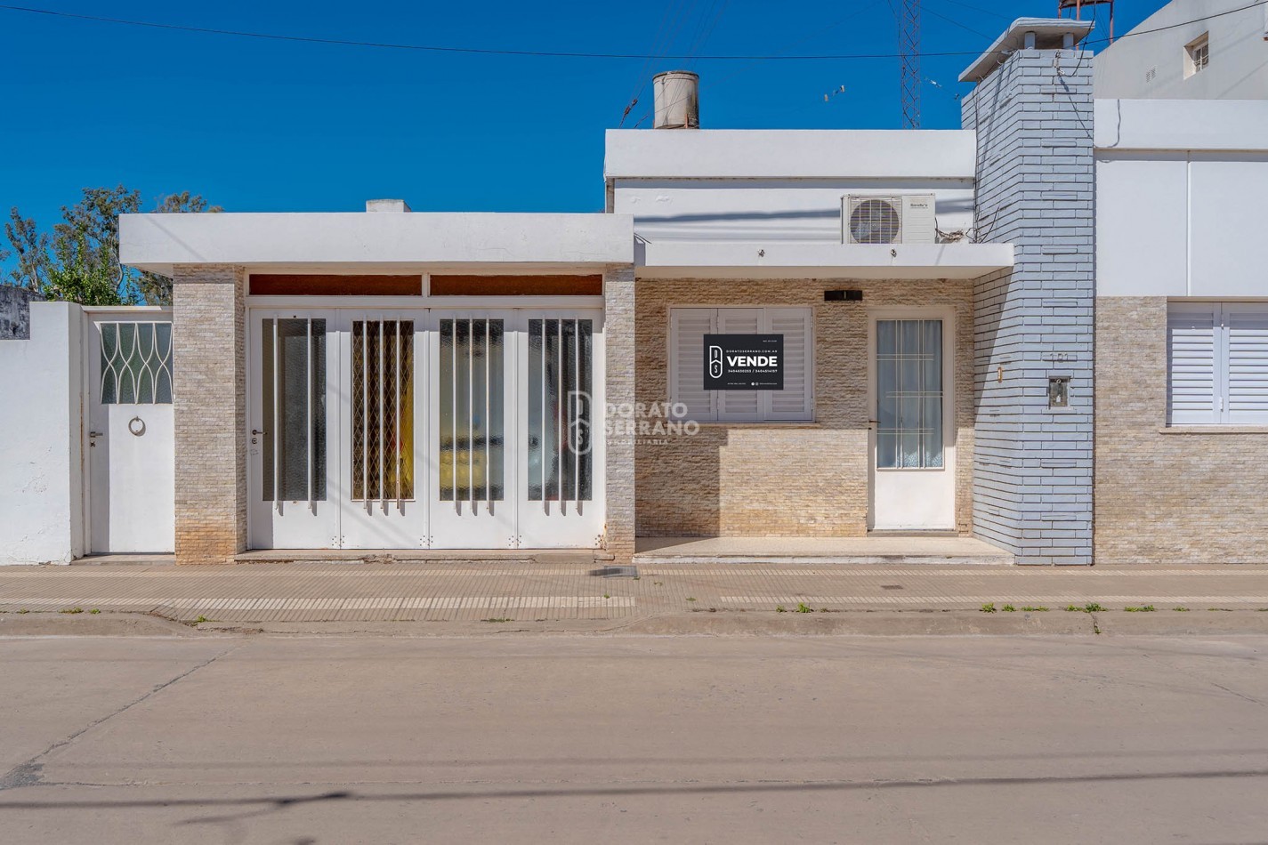 CASA - BUEN ESTADO & TODOS LOS SERVICIOS - 