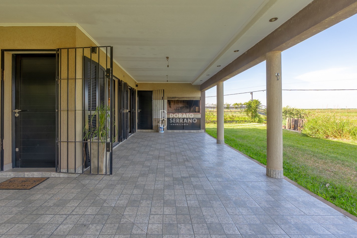 EXTRAORDINARIA! BARRIO GALVEZ - LAGUNA DE LOTTO.