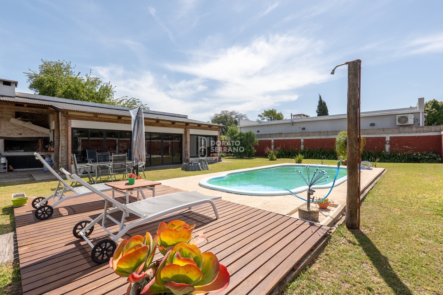 ESTILO & AMENITIES + LOTE XL / EXTRAORDINARIO! 