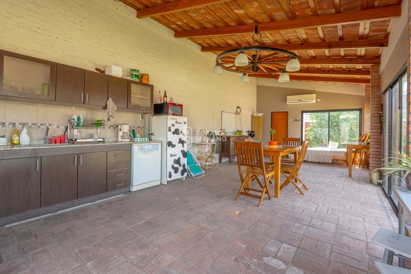 ESTILO & AMENITIES + LOTE XL / EXTRAORDINARIO! 