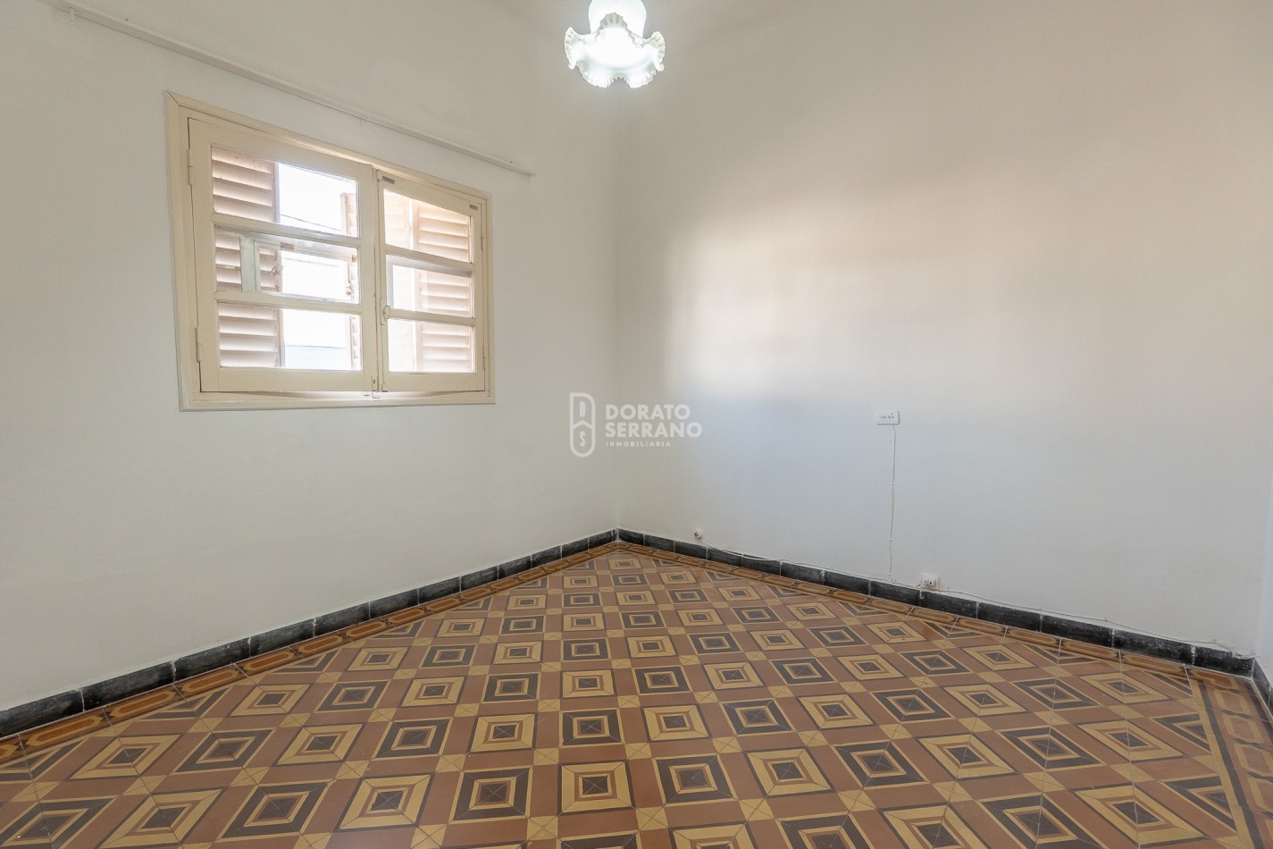CASA EN ESQUINA! 