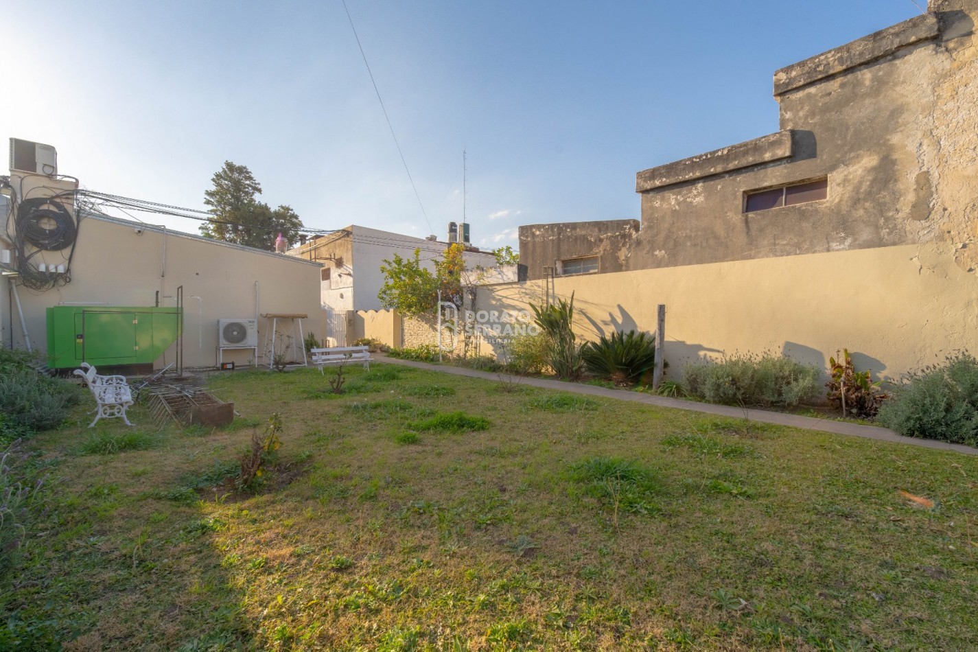 LOCAL + OFICINAS + LOTE 10X50 / MICROCENTRO!