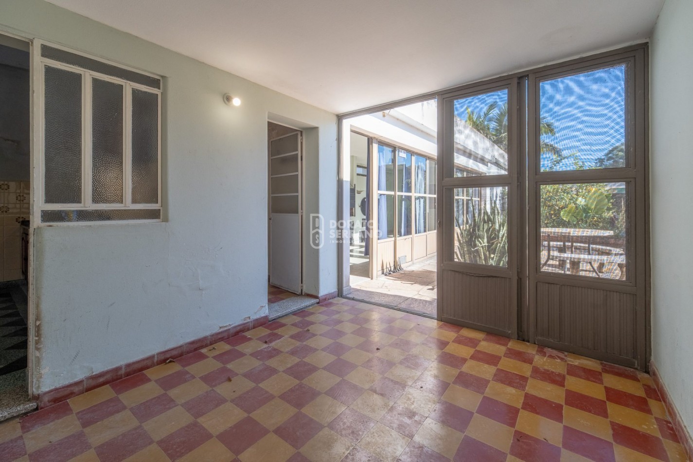 SOBRIA & ELEGANTE & RESIDENCIAL