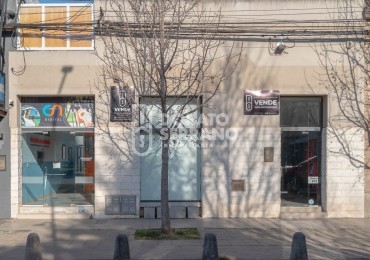 LOCAL + OFICINAS + LOTE 10X50 / MICROCENTRO!